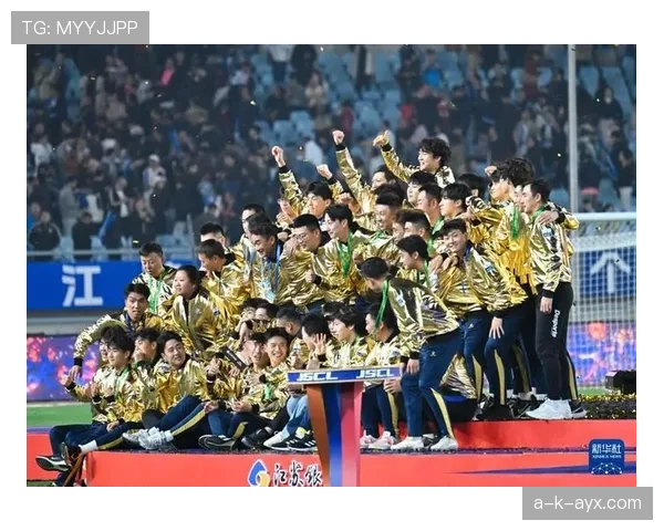 联赛收官战打响：冠军悬念待解，保级生死战一触即发