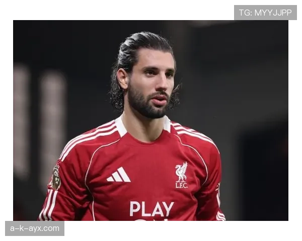 索博斯洛伊远射建功助球队取胜，状态回暖引关注